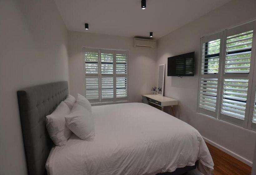 带大床的豪华间, Just Joey Lodge