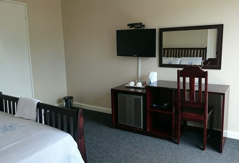 اتاق اجرایی, Lepatino Bed & Breakfast