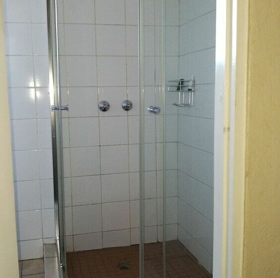 اتاق اجرایی, Lepatino Bed & Breakfast