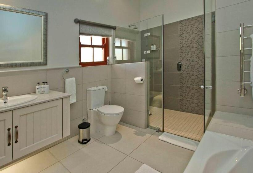 غرفة ديلوكس سرير ملكى, Montagu Vines Guesthouse