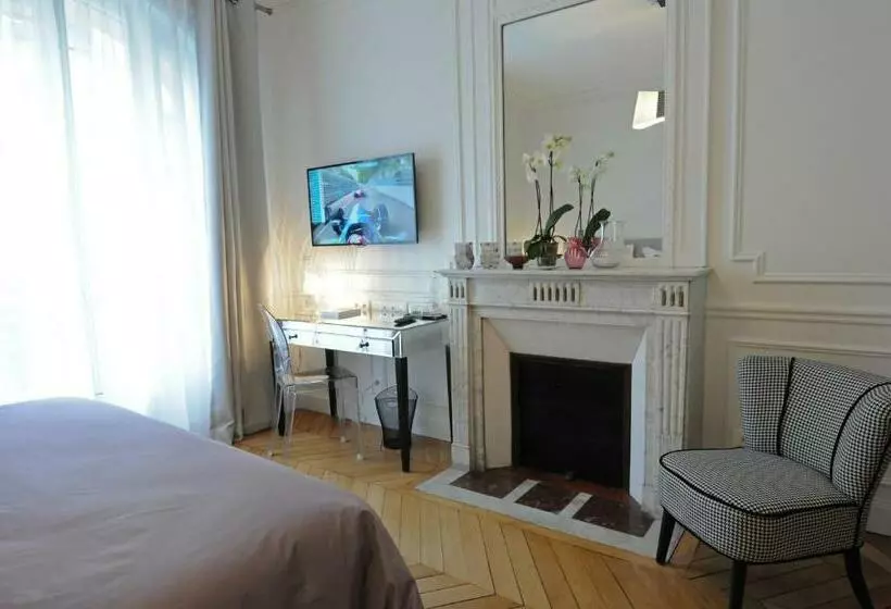 スーペリアールーム, Relais12bis Bed & Breakfast By Eiffel Tower