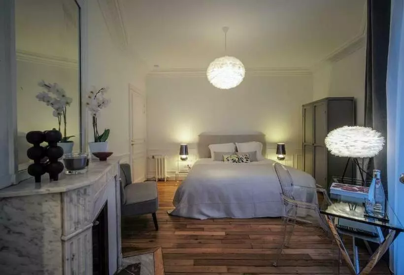 スーペリアールーム, Relais12bis Bed & Breakfast By Eiffel Tower