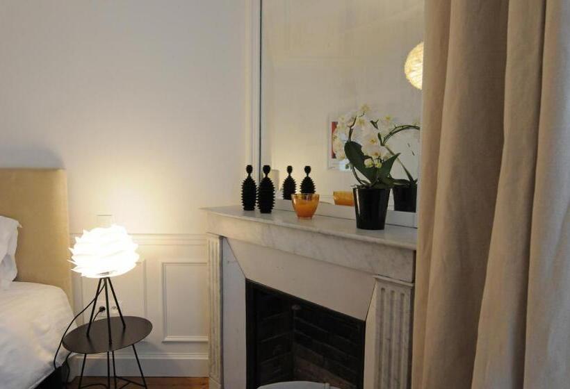 スーペリアールーム, Relais12bis Bed & Breakfast By Eiffel Tower