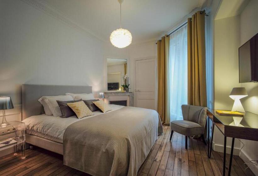 スイート(家族用), Relais12bis Bed & Breakfast By Eiffel Tower