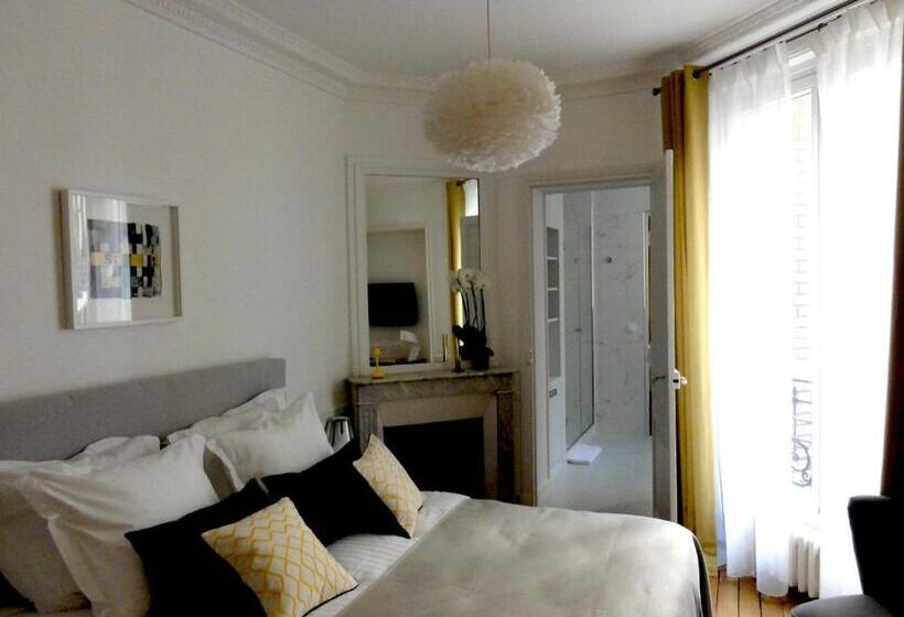 スイート(家族用), Relais12bis Bed & Breakfast By Eiffel Tower