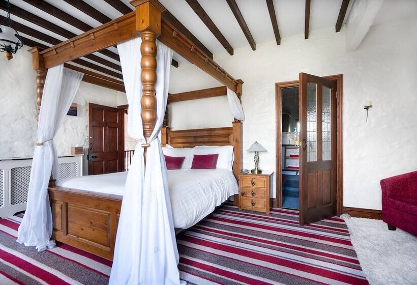 Трехместный Номер Superior, The Cedars