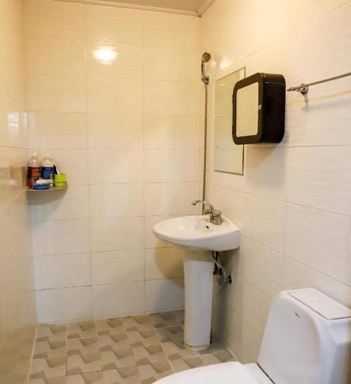 اتاق استاندارد چهارنفره با سرویس بهداشتی مشترک, Busan Sukbak Dot Com Guesthouse