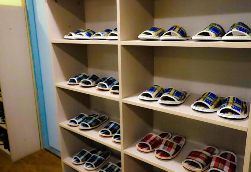 اتاق استاندارد چهارنفره با سرویس بهداشتی مشترک, Busan Sukbak Dot Com Guesthouse