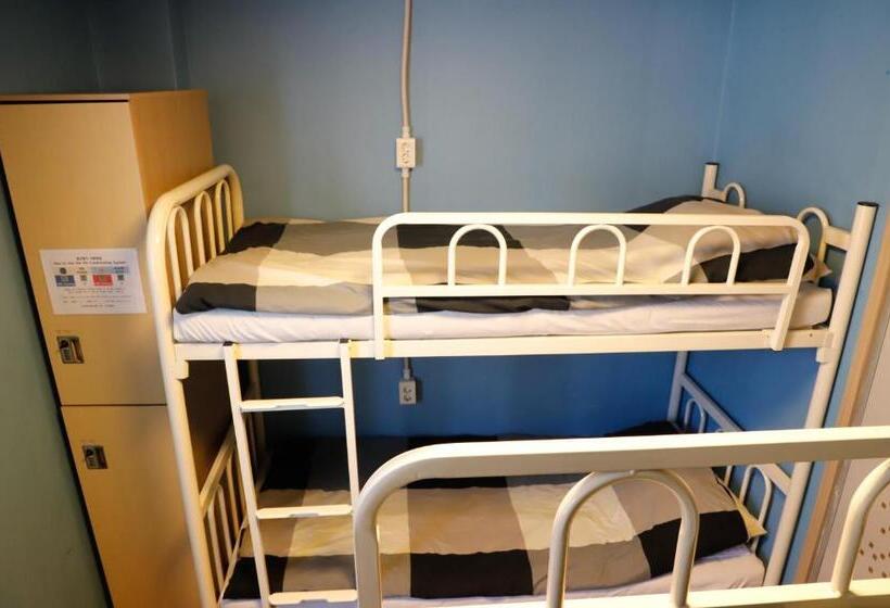 اتاق استاندارد چهارنفره با سرویس بهداشتی مشترک, Busan Sukbak Dot Com Guesthouse