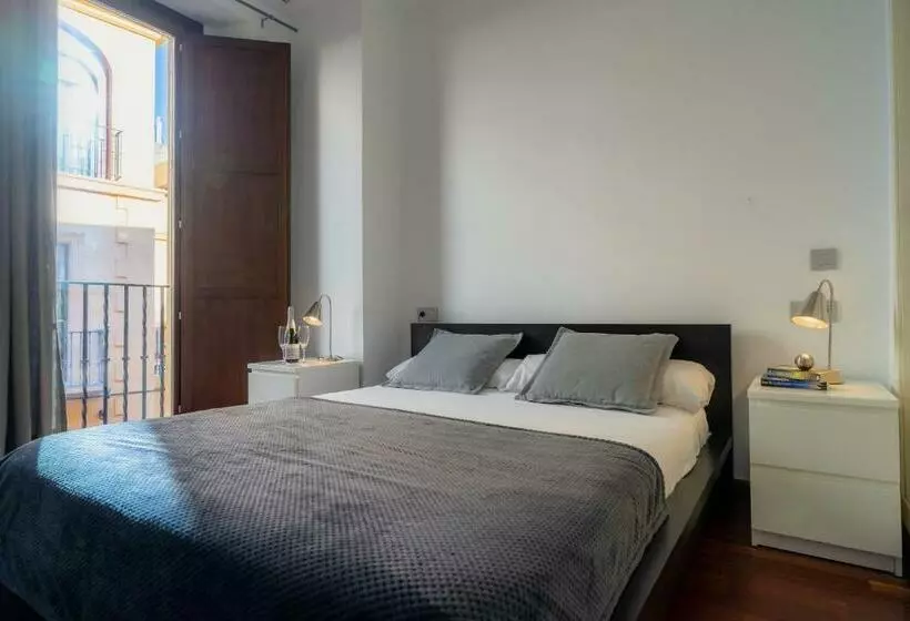 ２ベッドルームアパートメント, Azz Sevilla Torre de La Plata Apartamentos