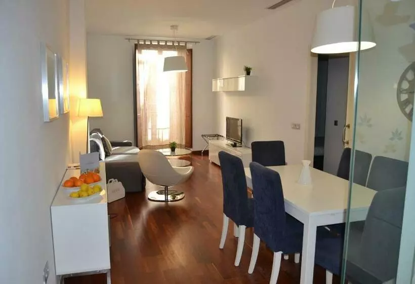 ２ベッドルームアパートメント, Azz Sevilla Torre de La Plata Apartamentos