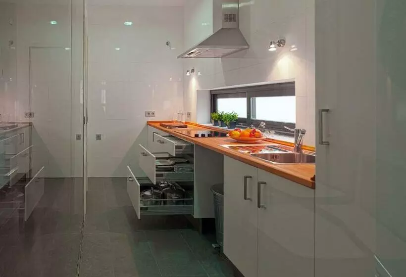 ２ベッドルームアパートメント, Azz Sevilla Torre de La Plata Apartamentos