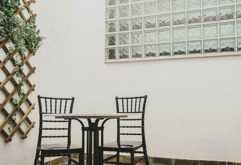 Апартаменты 2 Спальни, Azz Sevilla Torre de La Plata Apartamentos