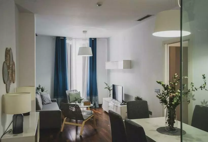 ２ベッドルームアパートメント, Azz Sevilla Torre de La Plata Apartamentos