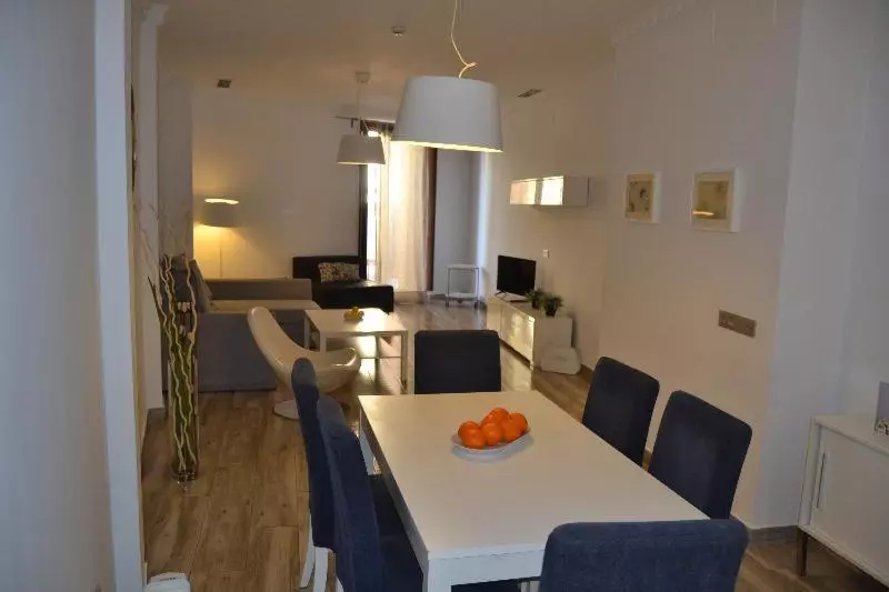 ２ベッドルームアパートメント, Azz Sevilla Torre de La Plata Apartamentos