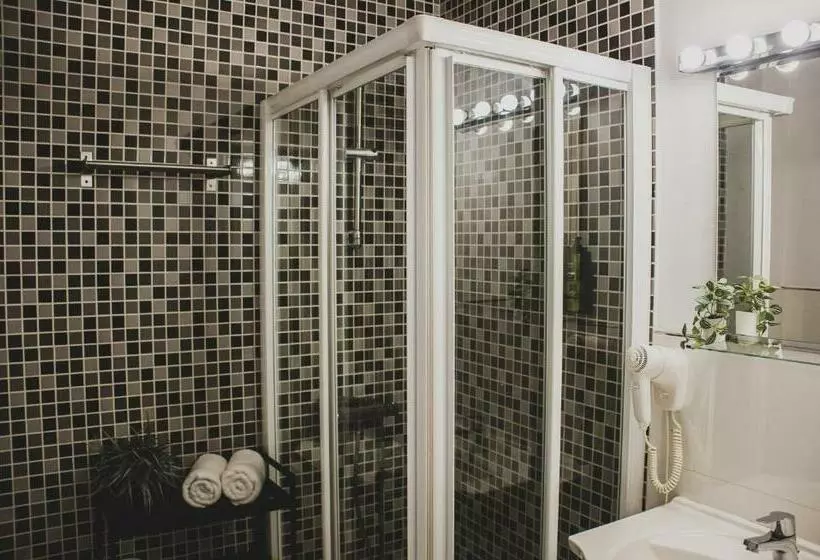 ２ベッドルームアパートメント, Azz Sevilla Torre de La Plata Apartamentos