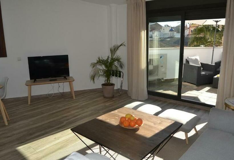 1 Bedroom Penthouse Apartment, Azz Sevilla Torre de La Plata Apartamentos