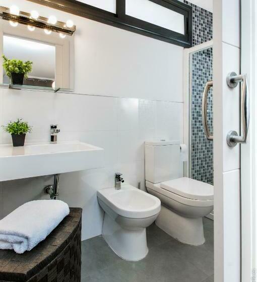 Апартаменты Пентхаус 1 Спальня, Azz Sevilla Torre de La Plata Apartamentos