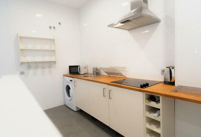 Апартаменты Пентхаус 1 Спальня, Azz Sevilla Torre de La Plata Apartamentos