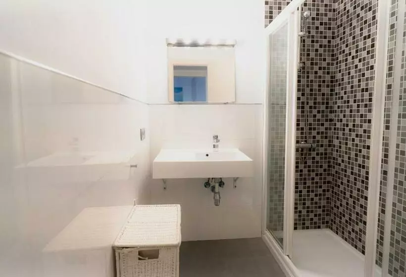 １ベッドルームペントハウスアパート, Azz Sevilla Torre de La Plata Apartamentos