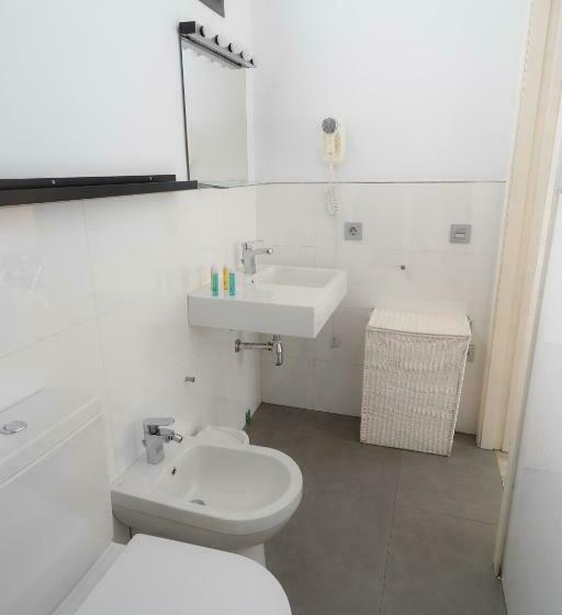 Апартаменты Пентхаус 1 Спальня, Azz Sevilla Torre de La Plata Apartamentos