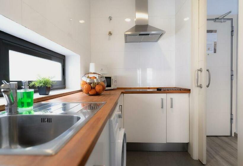 Апартаменты Пентхаус 1 Спальня, Azz Sevilla Torre de La Plata Apartamentos