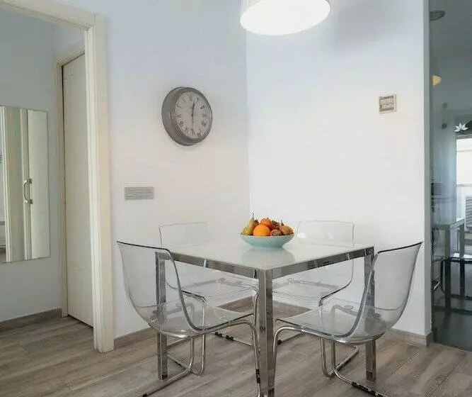 １ベッドルームペントハウスアパート, Azz Sevilla Torre de La Plata Apartamentos