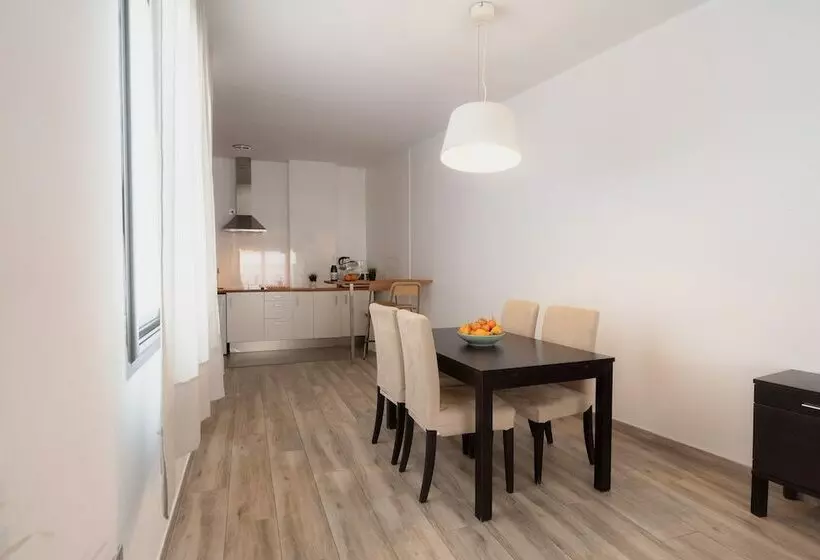 １ベッドルームペントハウスアパート, Azz Sevilla Torre de La Plata Apartamentos