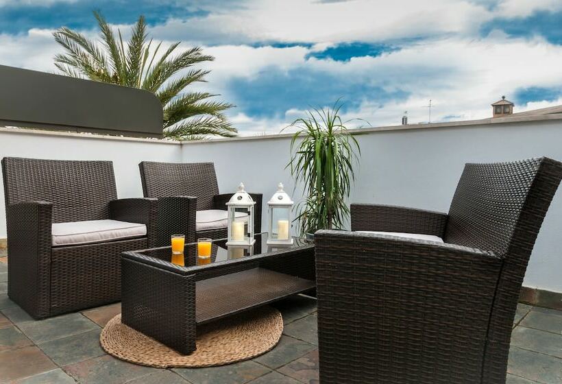 Апартаменты Пентхаус 1 Спальня, Azz Sevilla Torre de La Plata Apartamentos