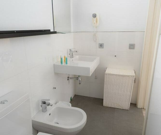 Апартаменты Пентхаус 1 Спальня, Azz Sevilla Torre de La Plata Apartamentos