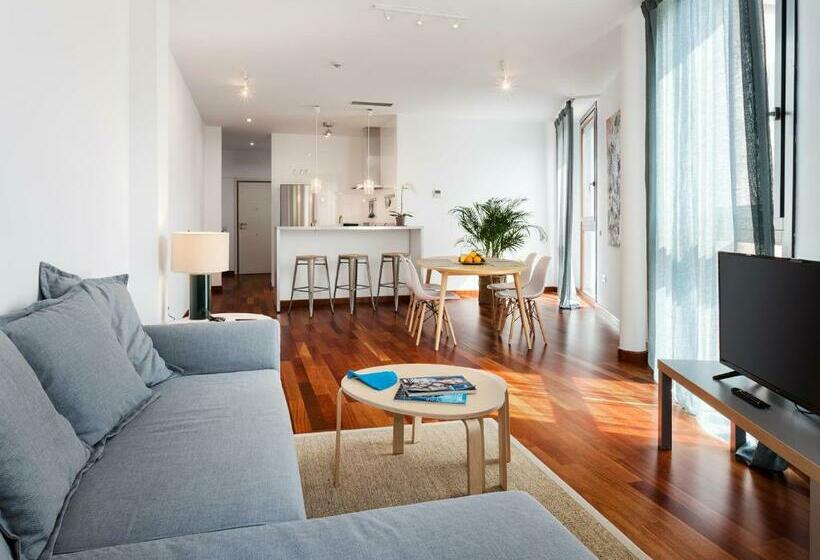 Апартаменты 1 Спальня, Azz Sevilla Torre de La Plata Apartamentos