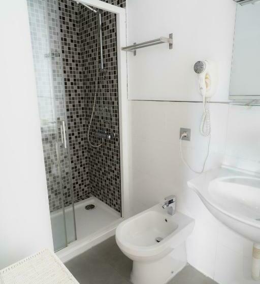 آپارتمان 3 خوابه, Azz Sevilla Torre de La Plata Apartamentos