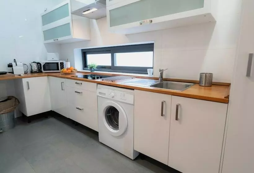３ベッドルームアパートメント, Azz Sevilla Torre de La Plata Apartamentos