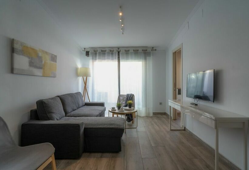Апартаменты Пентхаус 2 Спальни, Azz Sevilla Torre de La Plata Apartamentos