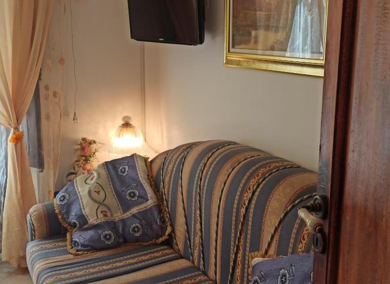 Номер Стандарт с Балконом, B&b Le 4 Stagioni Sul Viale, Belvedere Di Agrigento