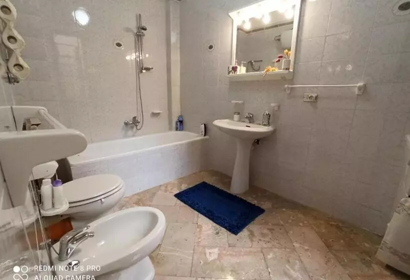 スタンダードトリプルルーム, B&b Le 4 Stagioni Sul Viale, Belvedere Di Agrigento