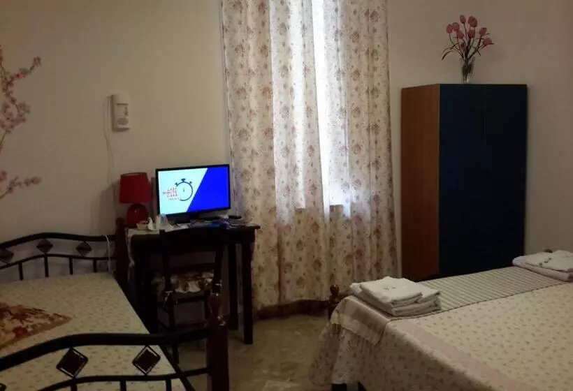 スタンダードトリプルルーム, B&b Le 4 Stagioni Sul Viale, Belvedere Di Agrigento