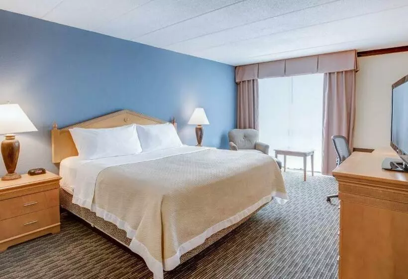 キングサイズベッドのスタンダードルーム, Days Hotel By Wyndham Toms River Jersey Shore