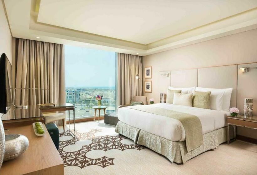 Club Room King Bed, Grand Millennium Muscat