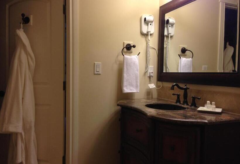 סוויטה, Grant Hall