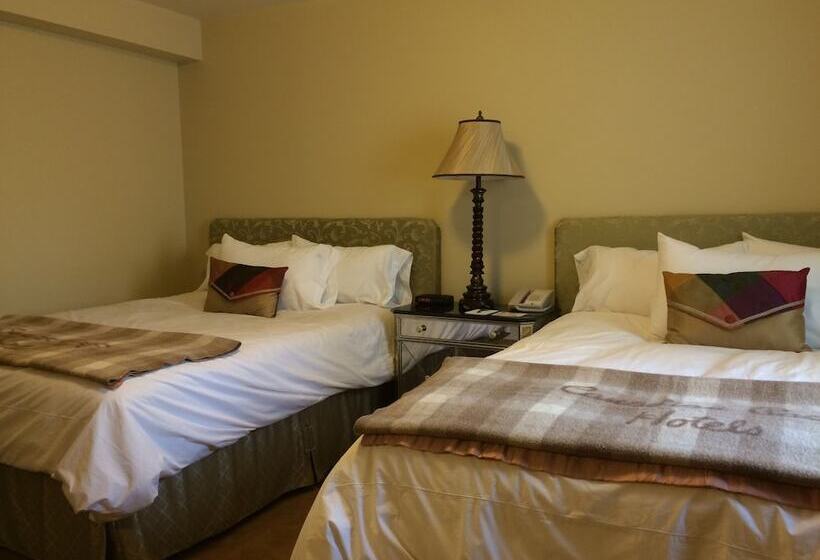 חדר סטנדרט, Grant Hall