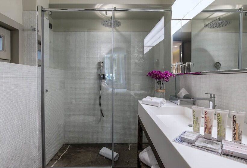 اتاق کلاسیک, Martis Palace