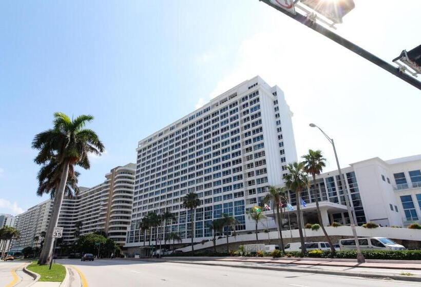 スタンダードスタジオ, Castle Beach: Rumba Suite