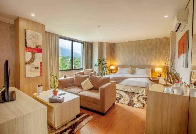 ロイヤルスイート, Padjadjaran Suites Resort And Convention