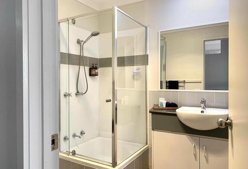 2 Bedrooms Suite Sea View, Apollo Bay Waterfront Motor Inn