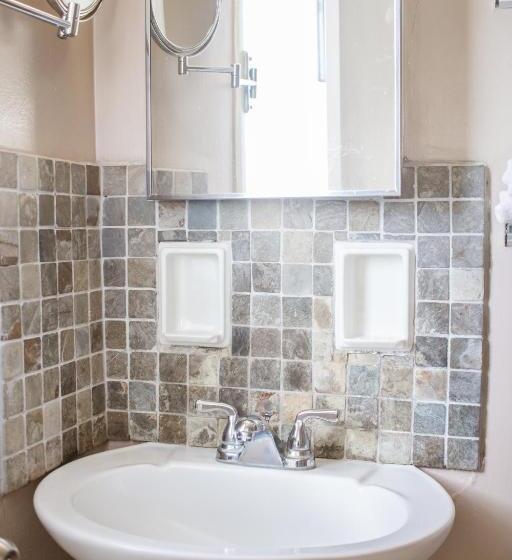 带大床的标准间, Riptide Oceanfront