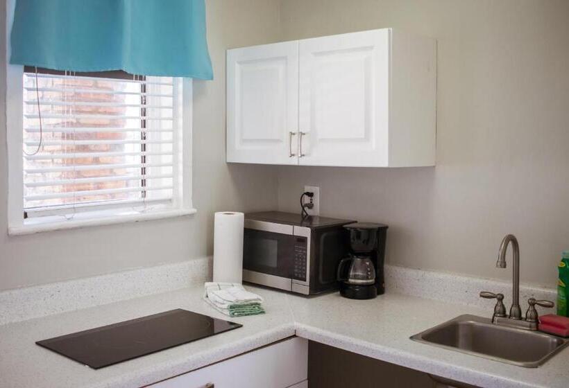 标准间, Riptide Oceanfront