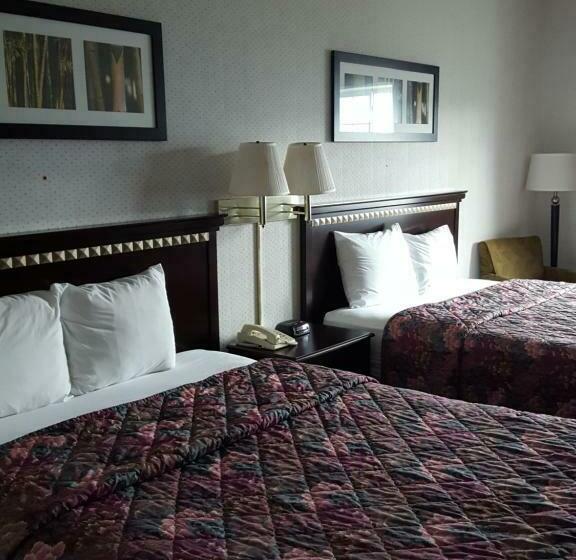 Номер Стандарт, Rodeway Inn Urbana Champaign University Area
