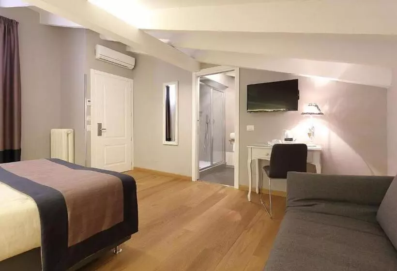 اتاق پنت هاوس, Antico Centro Suite