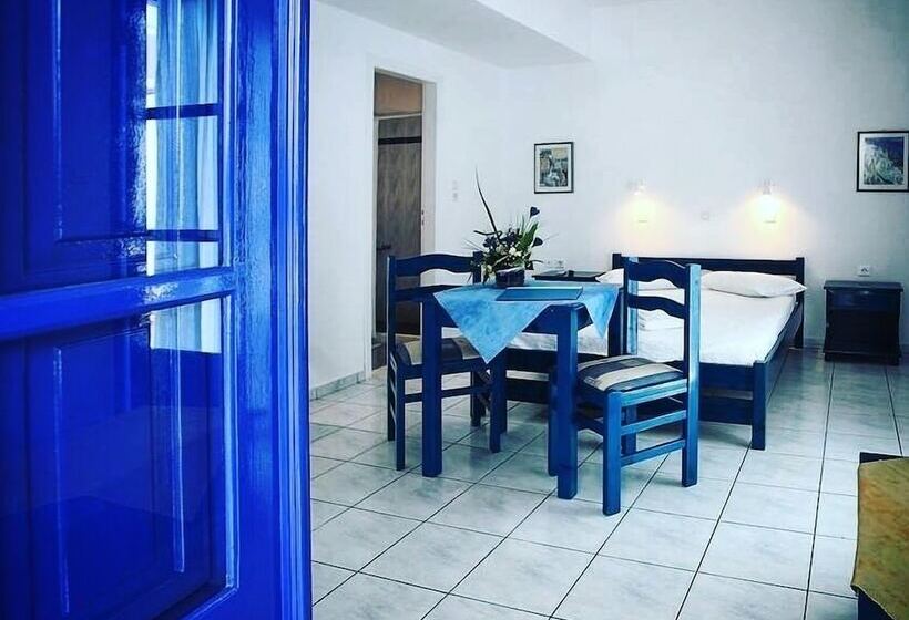 Chambre Supérieure, Villa Happening